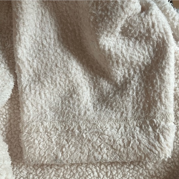 Columbia Women’s Sherpa Hooded Pullover Sweatshirt Sweater Cream w/ Pockets Sz S - Picture 7 of 12